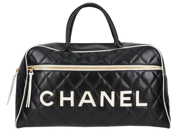 Chanel Bowling Noir