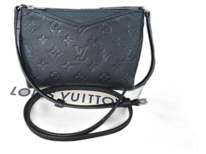 Louis Vuitton Pallas BB Cuir Monogram Noir