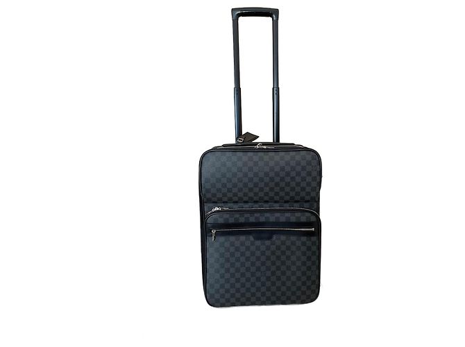 Louis Vuitton Mala Pégase 55 Preta e Cinza Preto