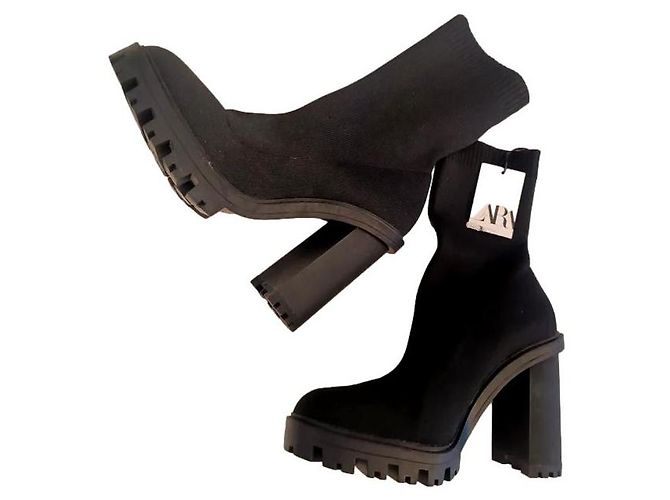 Zara Stiefel
