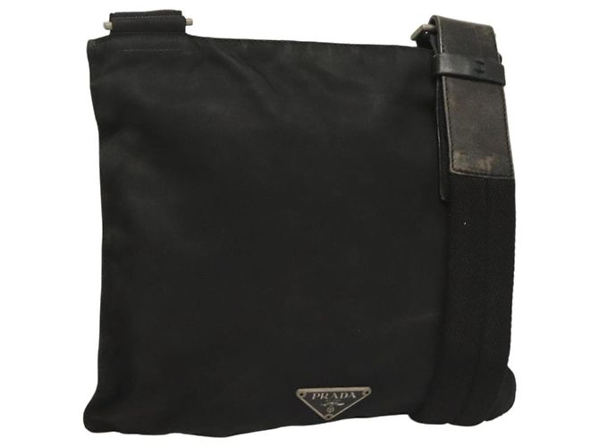 Bolsa de Ombro PRADA em Nylon Preto Prata Autêntica bs27458
