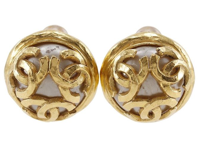 Orecchini Triple Coco Mark di Chanel D'oro 