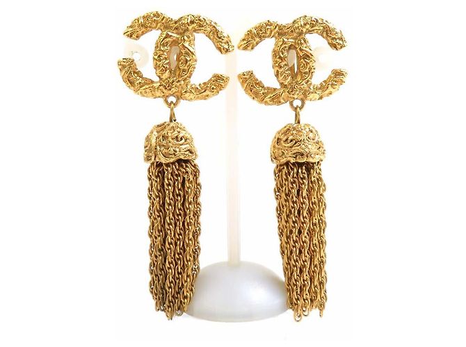 Pendientes de metal dorado con borlas Chanel Coco Mark