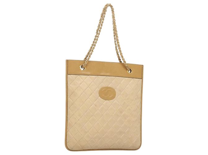 CHANEL Schultertasche aus Lammleder Beige Gold CC Auth bs26856 Golden