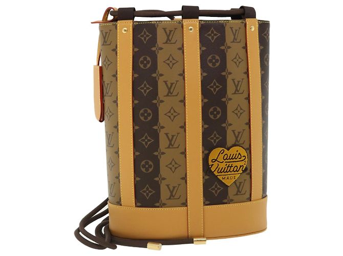 Louis Vuitton Borsa a tracolla Randonnee Monogram Stripe VUITTON M45968 Auth 31989S Monogramma