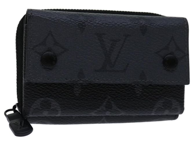 LOUIS VUITTON Monogram Eclipse Discovery Compact Wallet M67630 LV Auth 70054SM