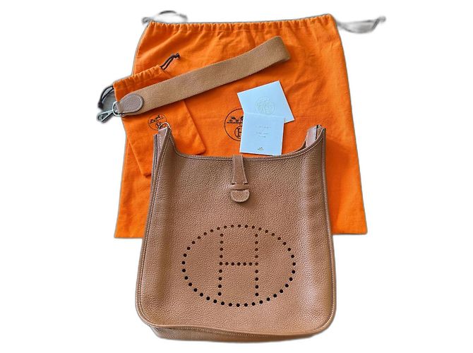 Bolsa Hermès Evelyne em couro marrom Camelo