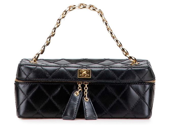 Bolsa Vanity Matelassé Coco Mark com Corrente CHANEL Preto