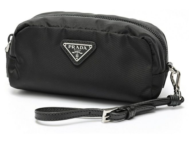 Prada Nylon-Tasche mit Tragegurt Schwarz