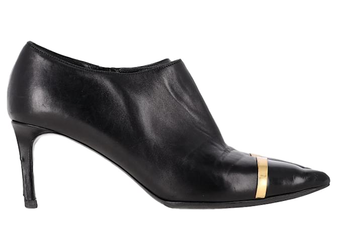 Saint Laurent Zipped Pointed-Toe Ankle Boots in Black Leather  ref.2393615