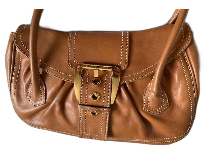 Bolsa de mão Céline em couro caramelo