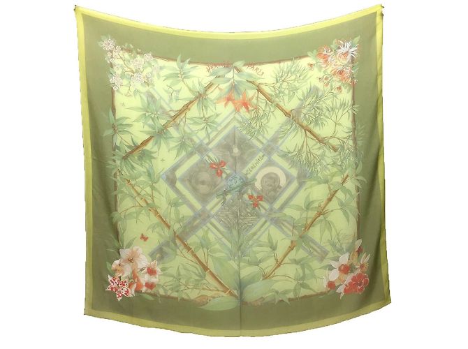 Lenço de seda Hermès em verde