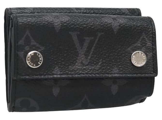 Billetera Compacta Discovery Monogram Eclipse LOUIS VUITTON M67630 LV Auth 135759 Monograma