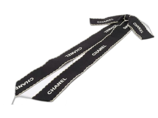 Coco Crush Spilla Vintage a Fiocco Chanel Nera Nero