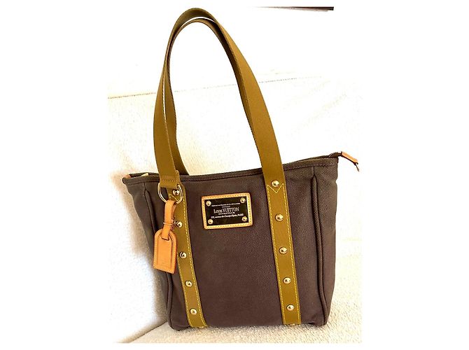 Bolsa Louis Vuitton Antigua MM Marrom Verde Lona