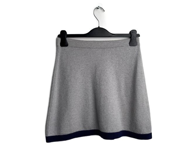 Chanel Kaschmirrock Grau