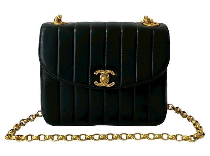 Borsa a Spalla in Pelle di Agnello Coco di Chanel Nero