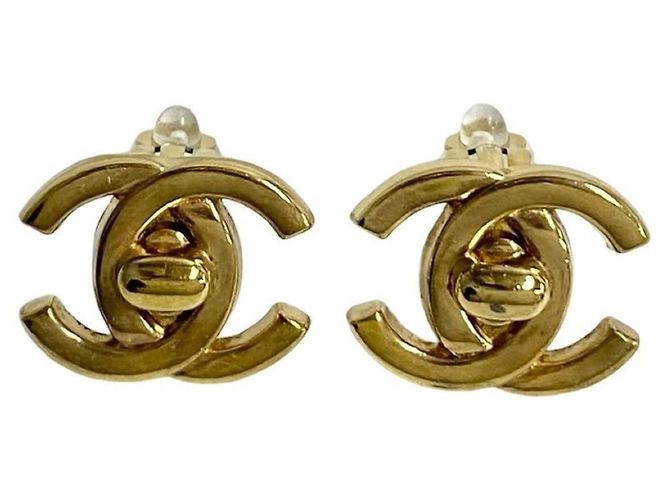 Orecchini Clip Coco Mark di Chanel D'oro 