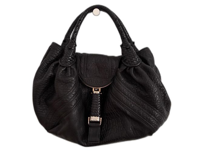 Fendi Spy Borsa a Spalla in Pelle di Agnello Nera Nero