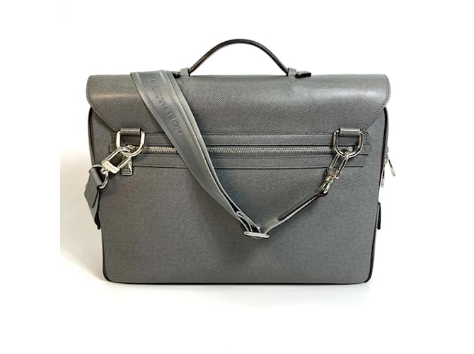 Louis Vuitton Taiga Vasili PM Briefcase Brown Leather  ref.2421158