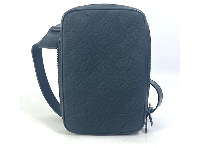 Sac latéral utilitaire Monogram Louis Vuitton Noir Orange