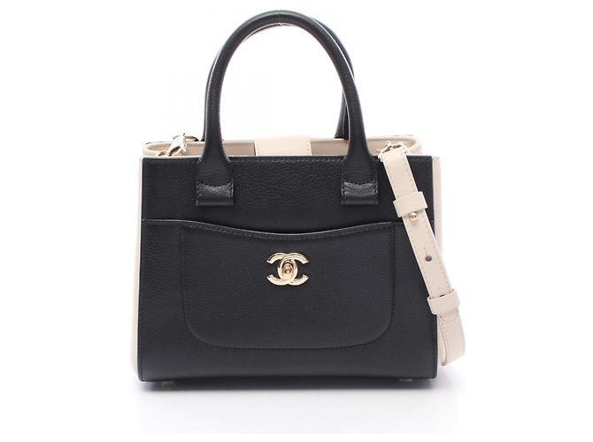 Executive Chanel Exécutif Noir