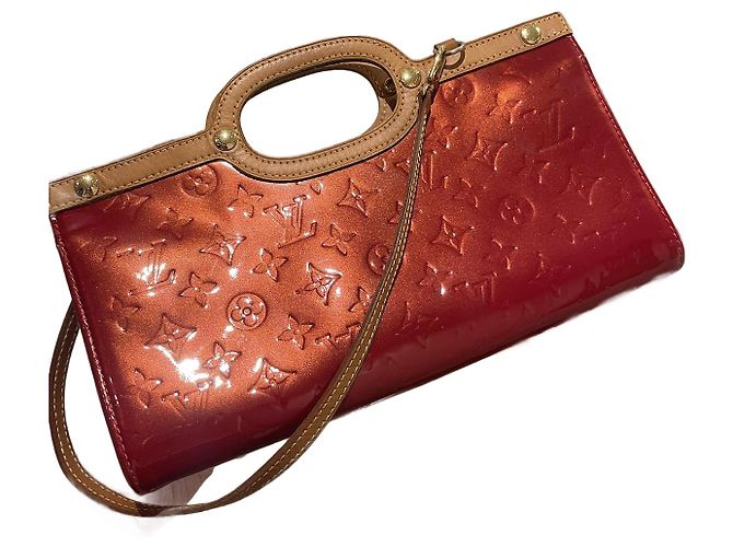 Roxbury Louis Vuitton Handtasche Rot Lackleder