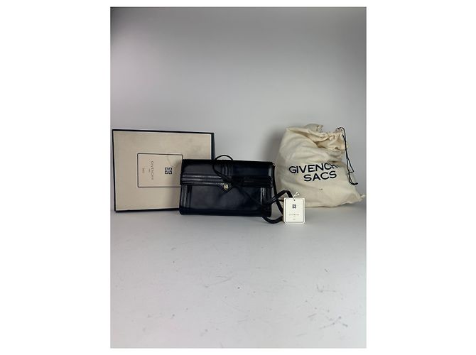 Vintage Givenchy Handtasche aus schwarzem Lackleder