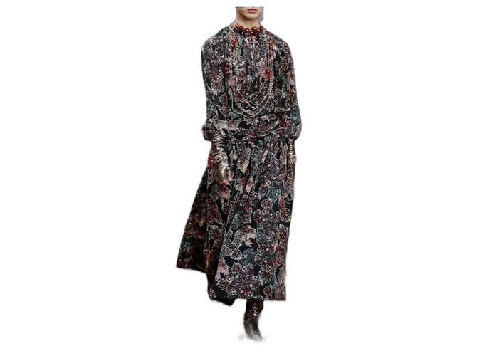 Autre Marque Modello Forest Dark FW 2018 Nero Rosso D'oro