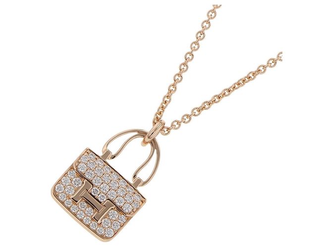 Collar Amulette Constance de Hermès