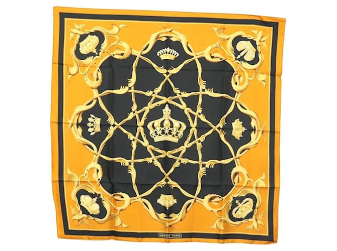 Hermès Écharpe HERMES Carre 90 Couronne Soie Jaune Auth am8845  ref.2431966