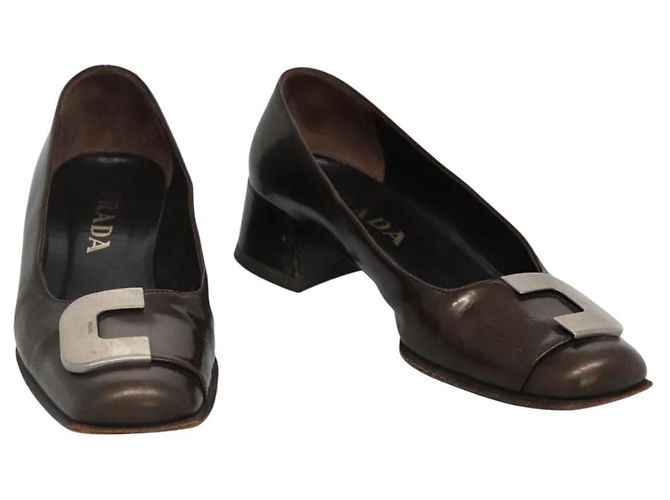 Chaussures PRADA en cuir verni marron Auth ti3272