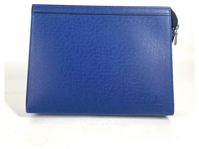 Louis Vuitton Taiga Pochette Voyage MM Clutch Bag Black Blue Leather  ref.2432559
