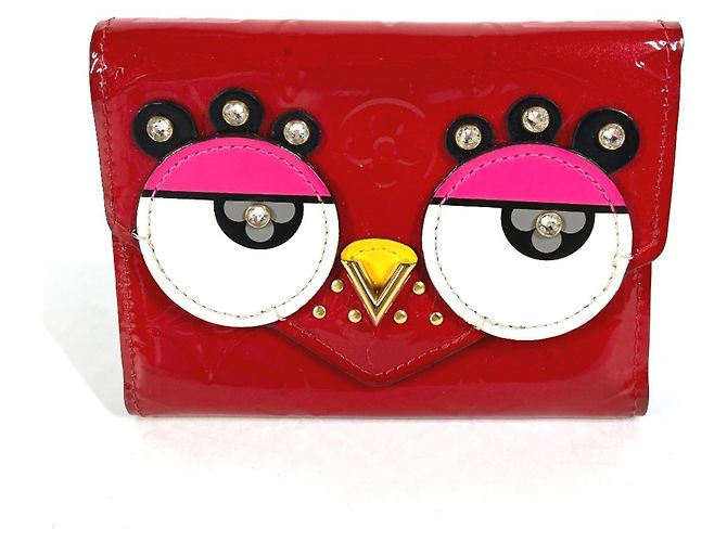 Cartera Compacta Victorine en Monogram Vernis Louis Vuitton Roja