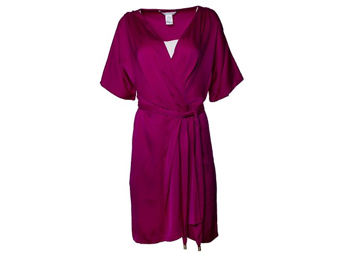 Autre Marque Vestido de seda rosa con cinturón de Diane Von Furstenberg
