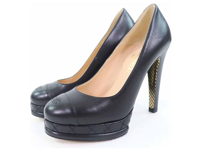 Escarpins en cuir COCO Mark de Chanel Noir