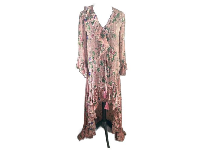 Autre Marque ANJUNA Kleid mit Blumenmuster in Rosa Pink