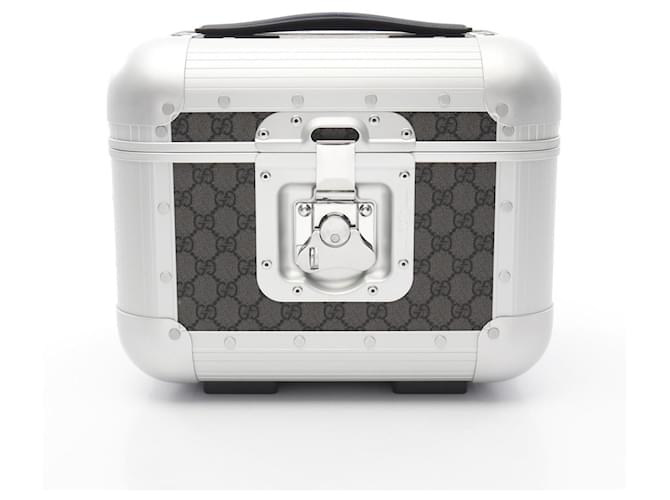 Gucci Beauty Case GG Supreme Coated Canvas Handbag Grey Cloth ref