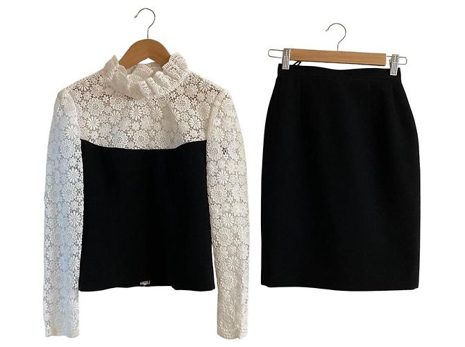Autre Marque Conjunto de encaje SAKUMI Negro