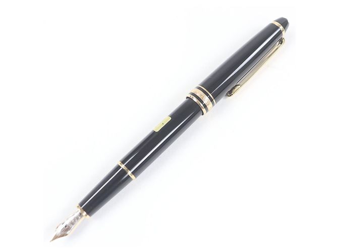 Montblanc Meisterstück 14K Fountain Pen Black