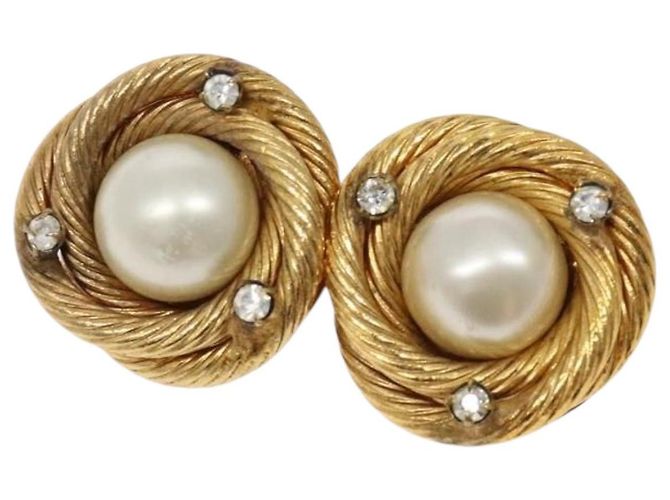 Pendientes CHANEL Metal Dorado CC Auth bs28505