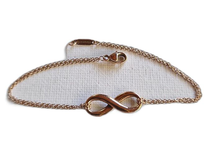 Tiffany & Co Infinity en Rubedo Metal Rose