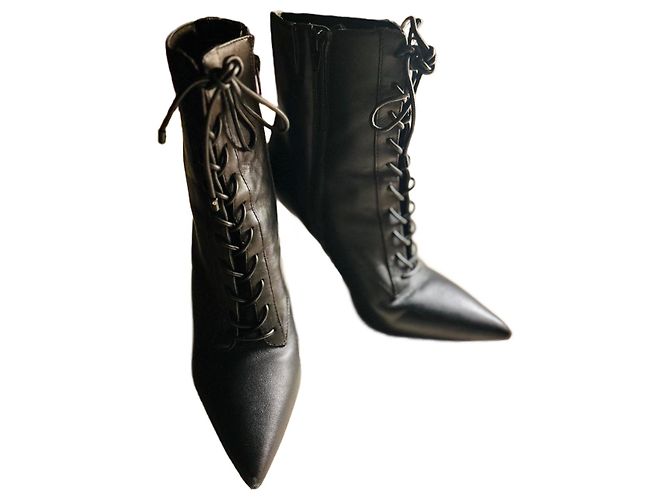 Stivaletti stringati in pelle nera Aldo Nero