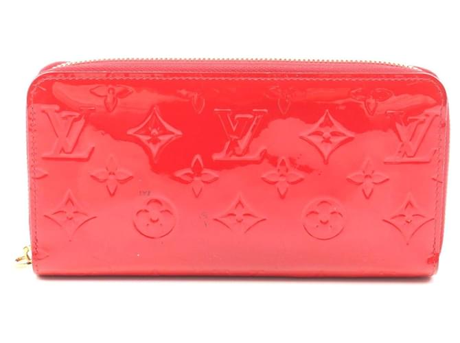Louis Vuitton Vernis Leather Zippy Wallet Red Enamel  ref.2448613