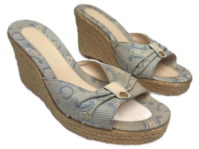 Céline Vintage Celine Paris Monogram pumps blue beige EU36