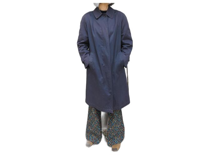 Impermeable Burberry Azul Marino Corte Raglán