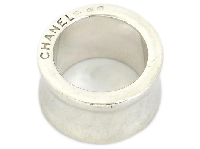 Chanel Vintage Silver Wide Ring Silvery