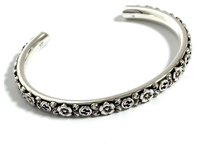 Pulsera de encanto plateada para mujer Gucci Plata