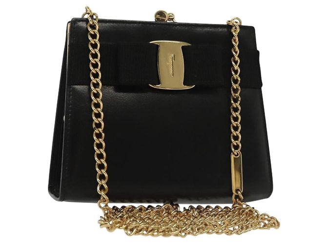 Borsa a Spalla Chain Vala in Pelle Nera e Oro Auth 139529 di Salvatore Ferragamo Nero D'oro