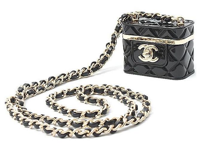 Chanel Plastic Matelasse Vanity Chain Pouch B22K Black